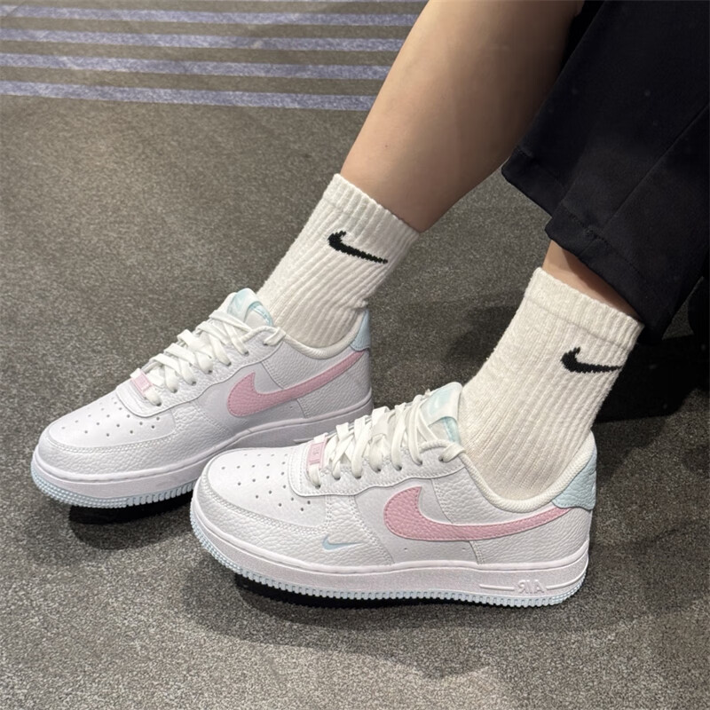 NIKE耐克空军一号女迷你勾运动鞋