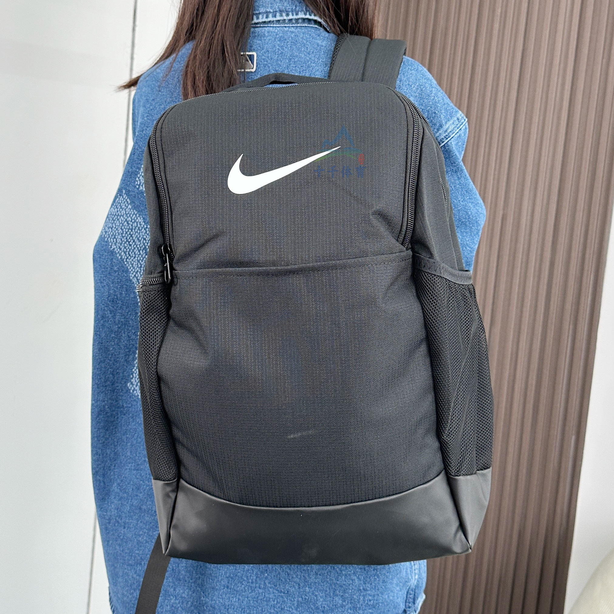 NIKE耐克男女双肩包背包学生书包