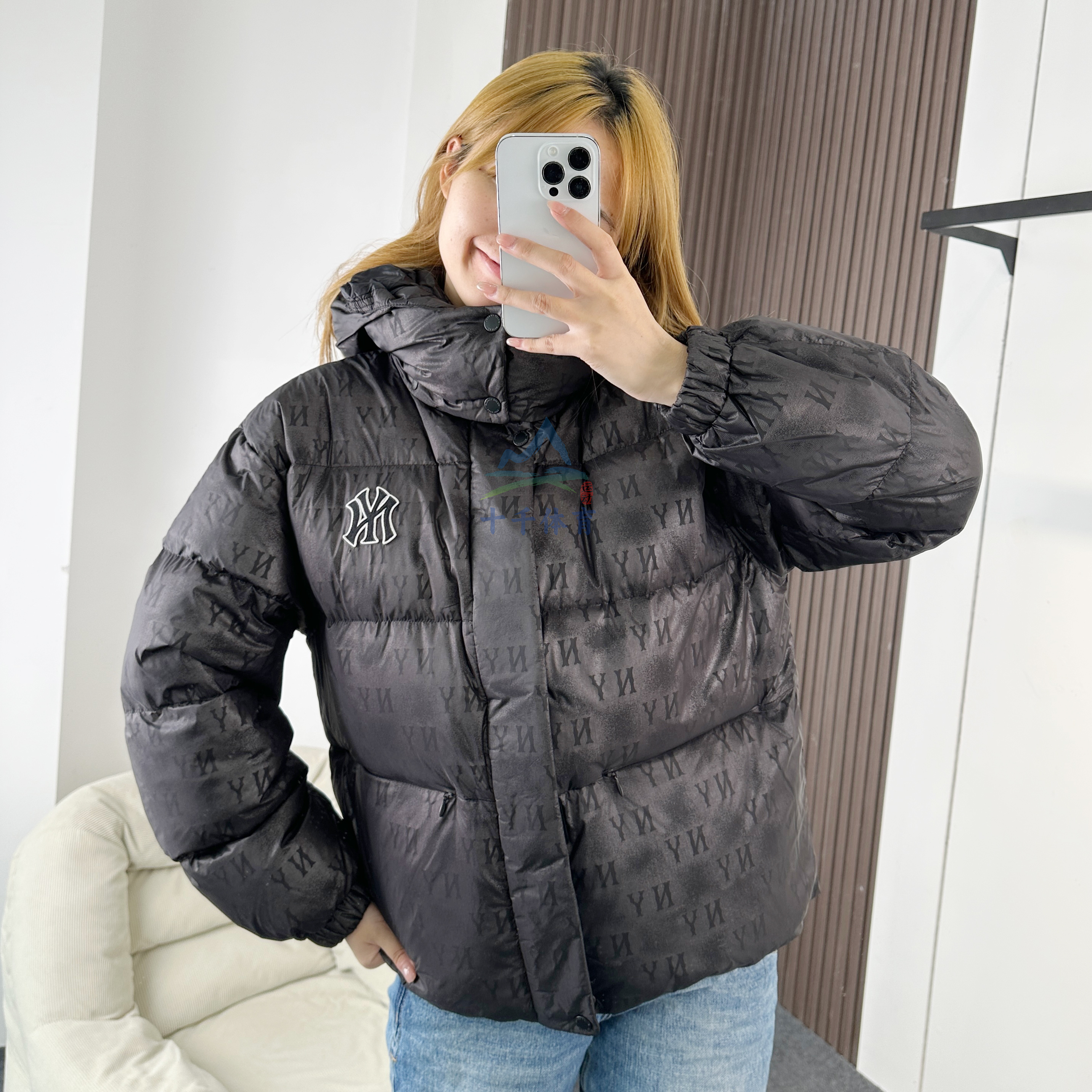 MLB儿童羽绒服NY老花满印外套