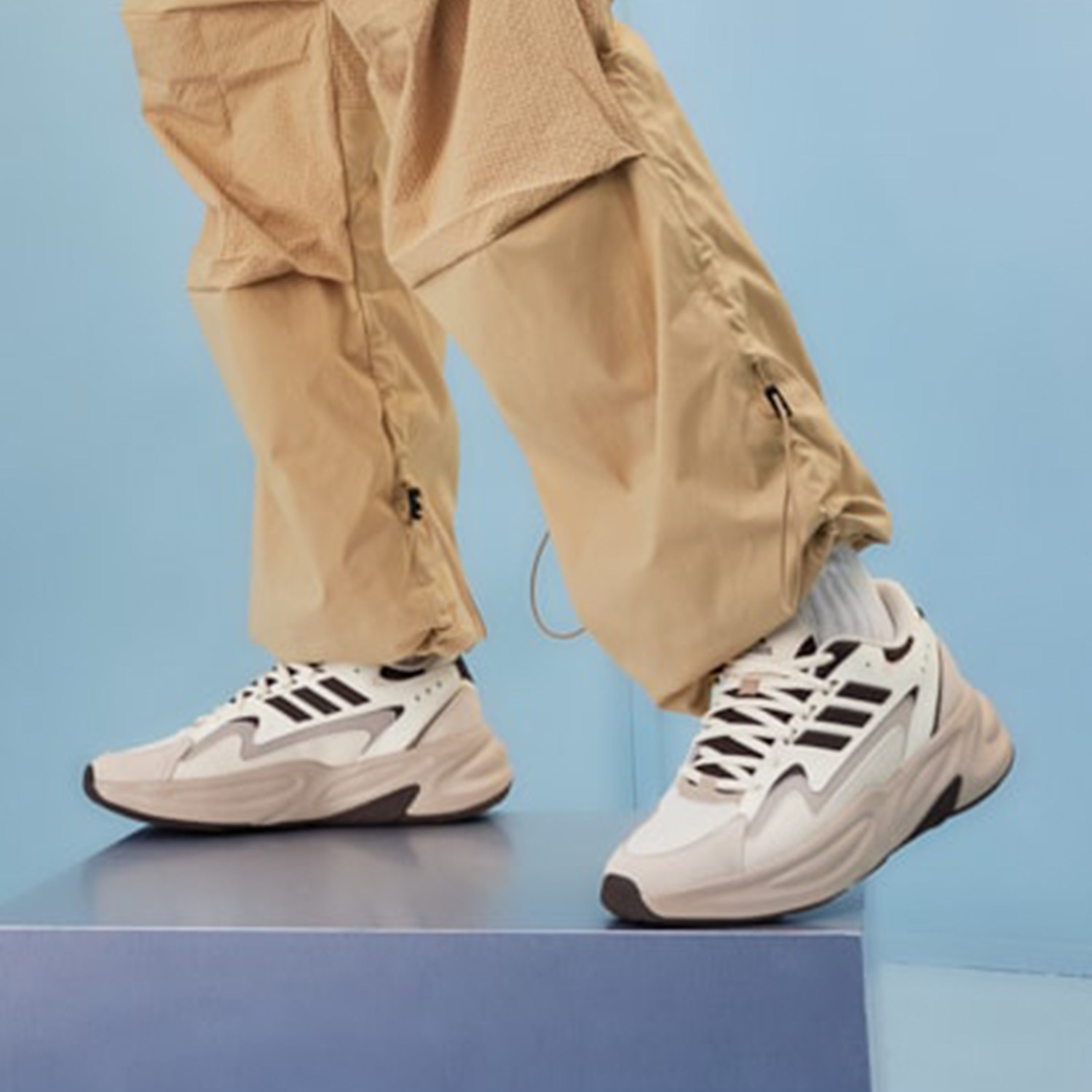 阿迪达斯男女鞋25新款OZWAVE厚底减震低帮老爹鞋运动休闲鞋JR3201