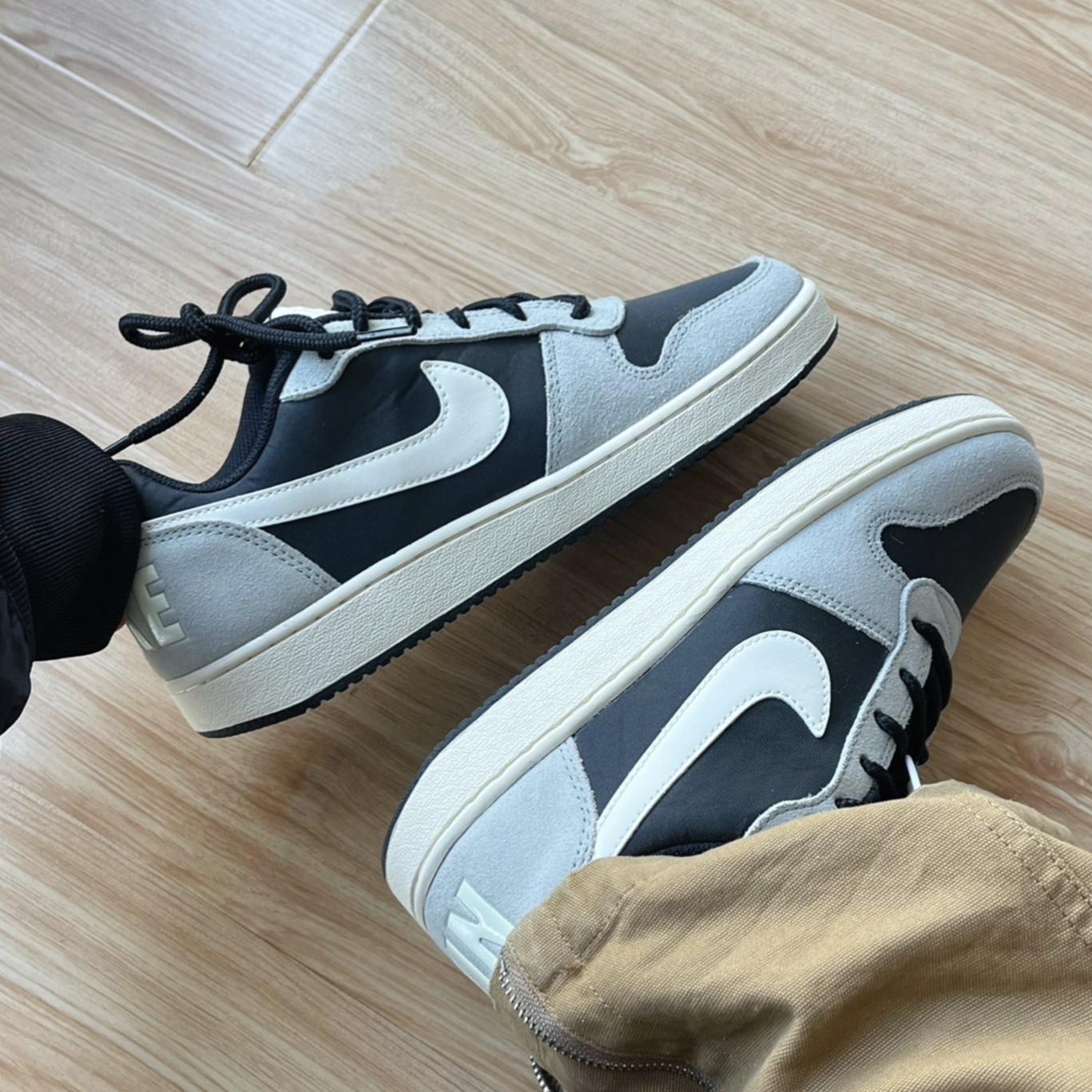 耐克COURTBOROUGH复古休闲板鞋