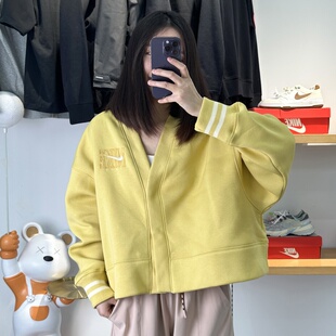 Nike耐克开衫外套女2025春季新款加绒图案大V领运动夹克HJ0947