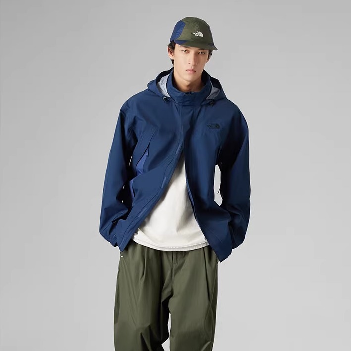 北面UE男户外防水硬壳冲锋衣外套
