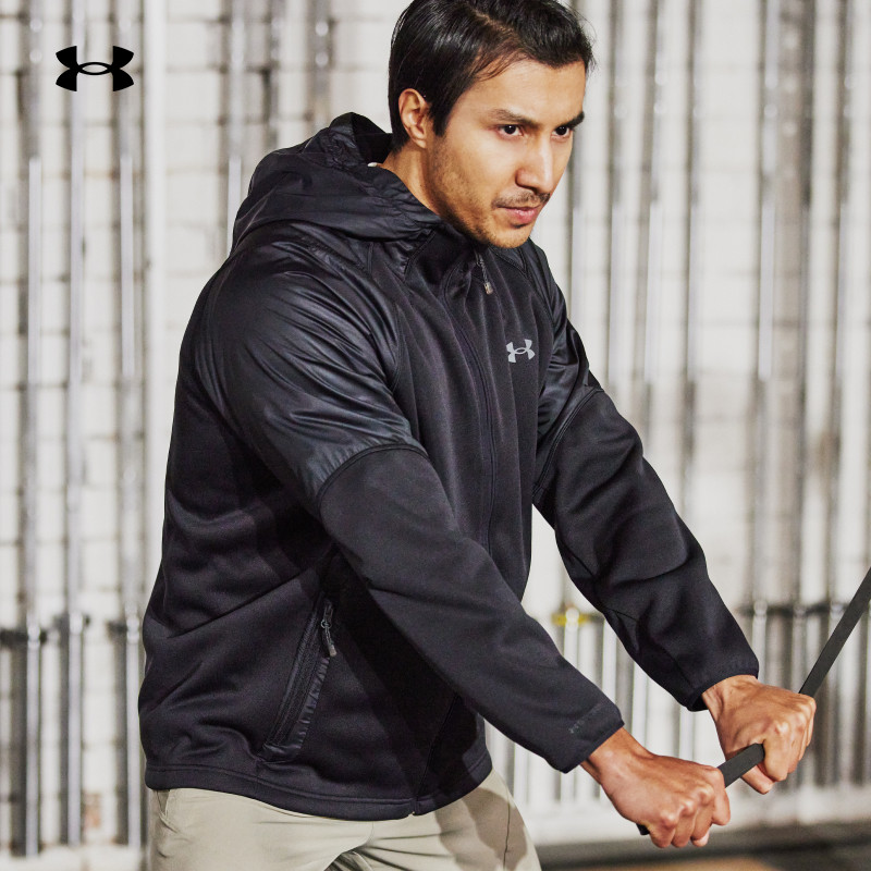 UA安德玛外套男休闲训练运动夹克户外保暖跑步连帽运动服1357475