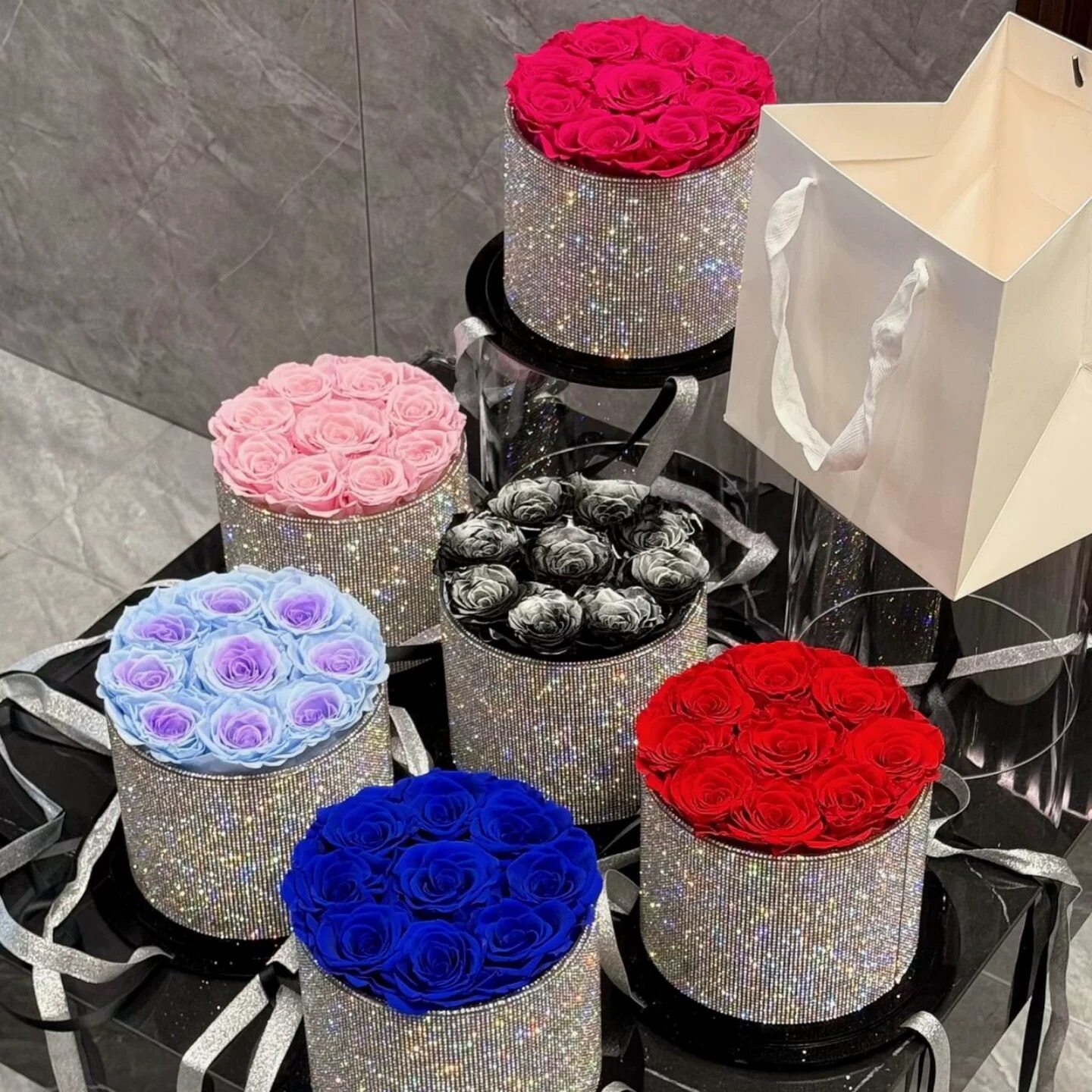 520情人节永生花钻石9朵抱抱桶玫瑰花生日礼品送女朋友闺蜜礼物