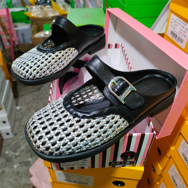 菲常愛實(shí)體店女鞋2025夏款鏤空編織包頭拖鞋軟底防滑涼拖20-70