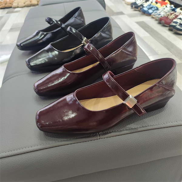 实体店女鞋2025春秋款女鞋复古方头低跟玛丽珍鞋7165