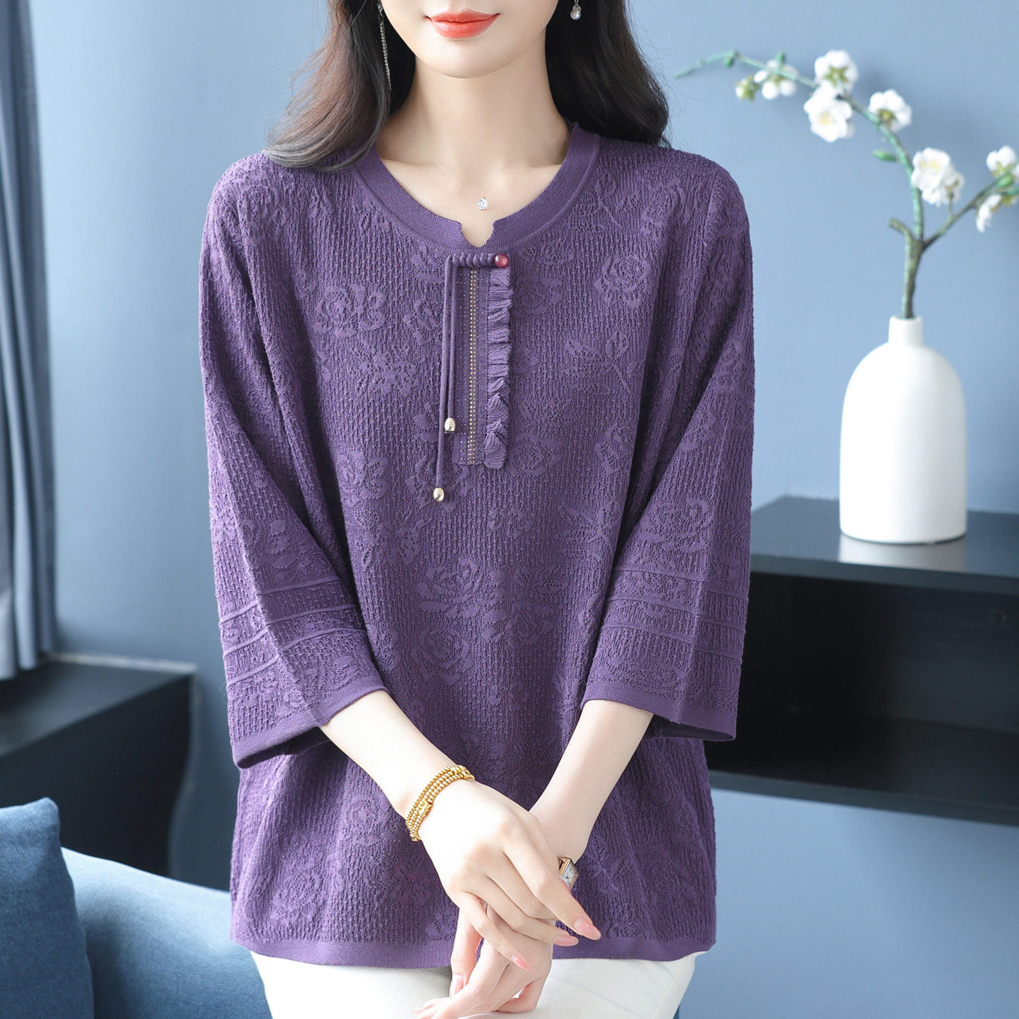 中年妈妈春装上衣老年人冰丝T恤加肥200斤大码女装高贵洋气针织衫
