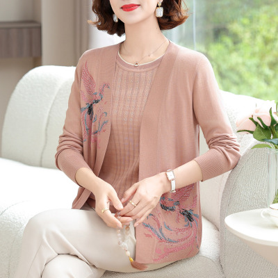 妈妈春装洋气高贵两件套加肥加大码中老年薄款针织开衫女刺绣外搭