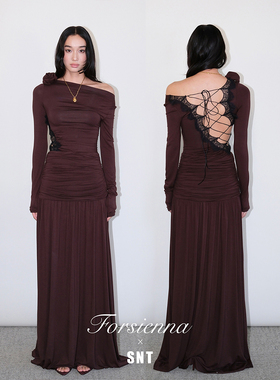 SNT 定制蕾丝拼接露背上衣/腰封半裙