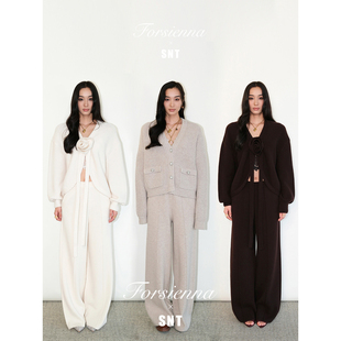 燕麦 米白 乌木承包冬季 搭配 SNT 100%美利奴羊毛裤 暖冬开场白