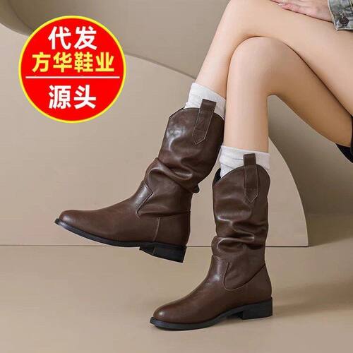 牛仔圆头显瘦褶皱靴女粗跟女秋季