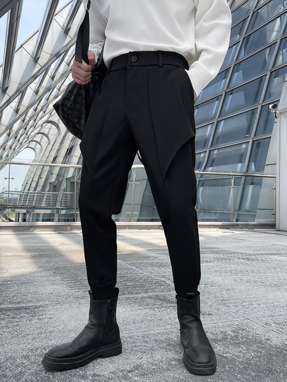 발찌가 있는 남성용 OBOY 봄 가을 캐주얼 바지 마틴 부츠가 있는 2024 새로운 작업복 작은 다리 바지 트렌디 브랜드 남성용 바지