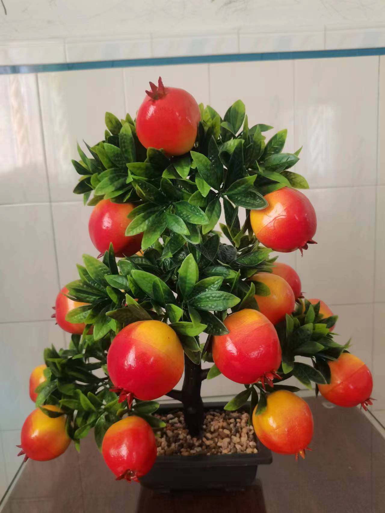 2026新款大苹果树新年塑料假花盆栽电视柜客厅结婚石榴树花卉摆件