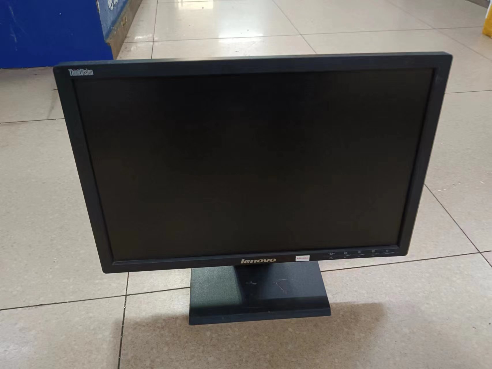 联想台式机电脑显示器屏幕