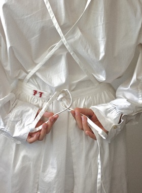 「pata studio」 原创 纯白 极简 细肩带 不实用围裙