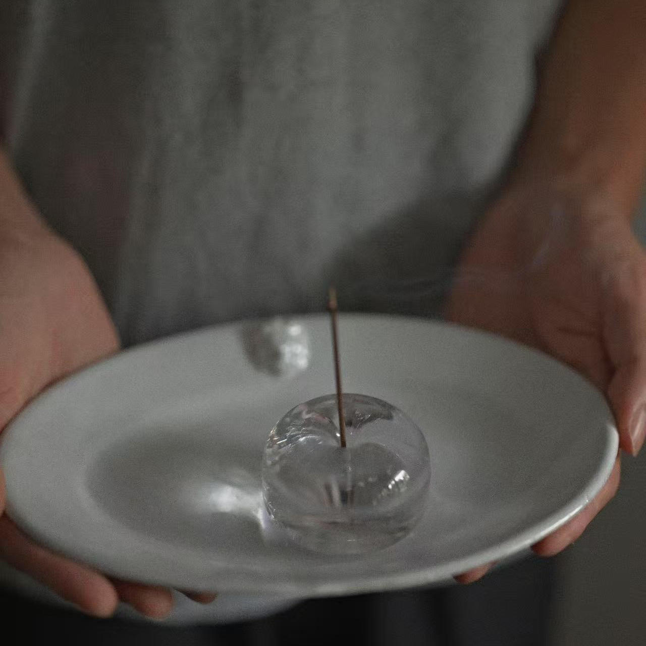 patastudio玻璃球形香插镇纸