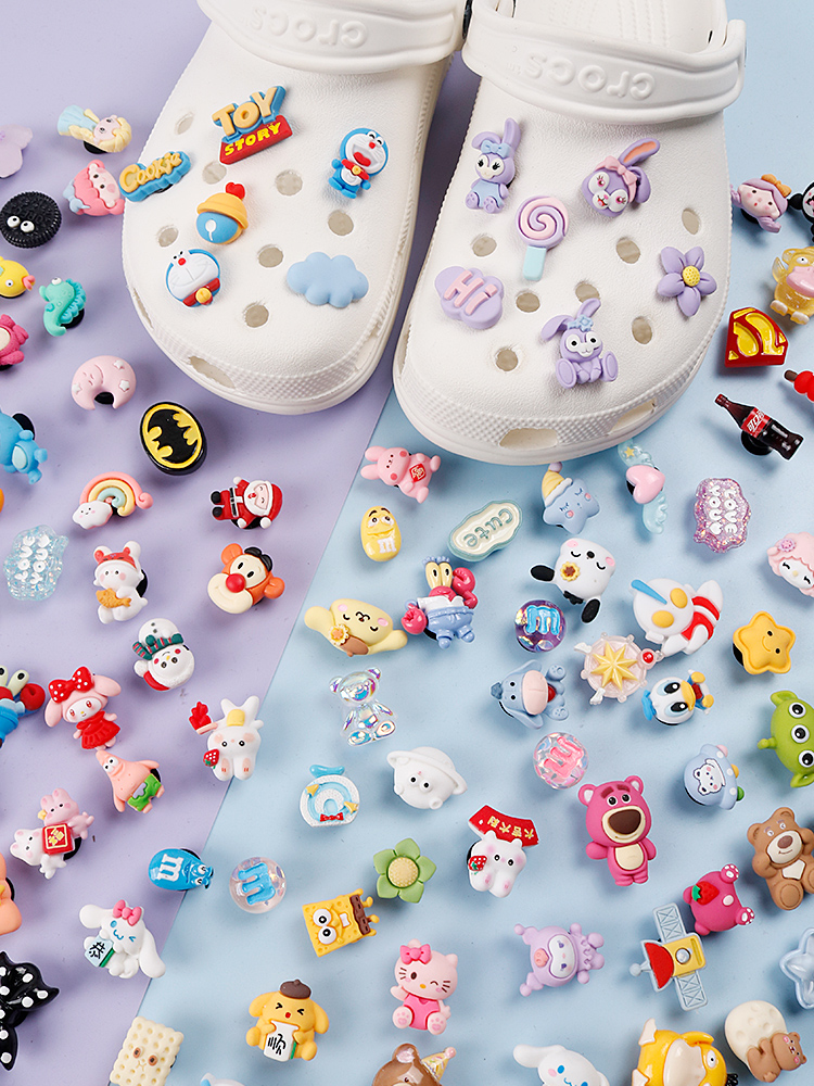卡通可爱洞洞鞋配饰crocs鞋子鞋面diy装饰配件鞋扣可拆卸树脂鞋花