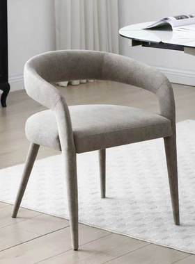 北欧扶手餐椅家用椅子CB2家具侘寂风椅意式靠背椅软包布艺化妆椅