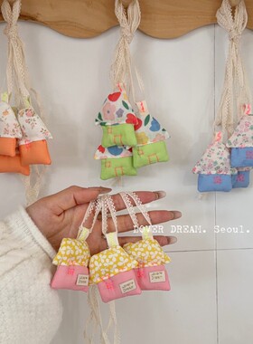 韩系彩色碎花挂件可爱少女印花拼接新款布艺手工房子手作项链挂件
