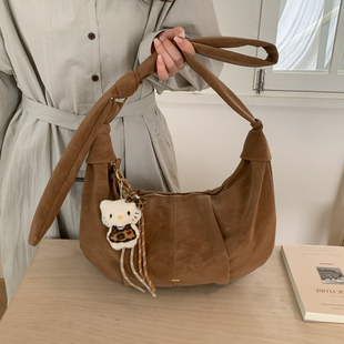 2026新款复古麂皮托特包女大容量通勤单肩包百搭斜挎包休闲饺子包