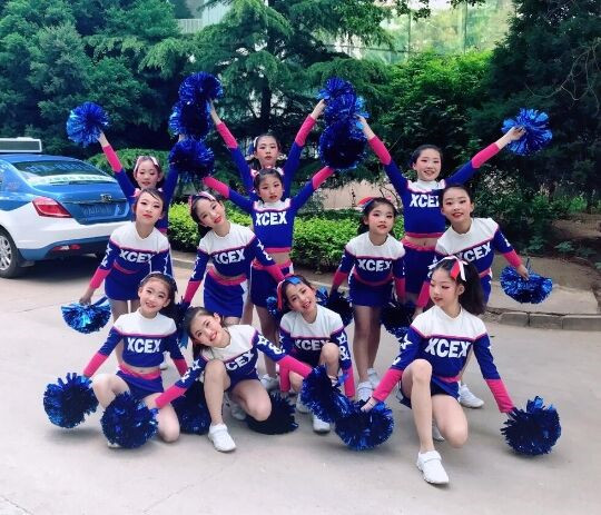 啦啦队服舞蹈裙比赛团体表演