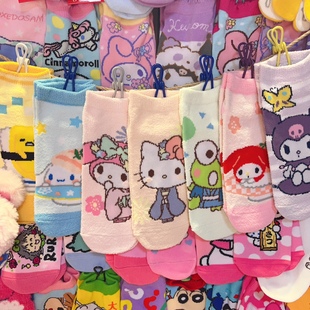 出口日本新品可爱美乐蒂库洛米Kitty短筒袜女袜女士袜子珊瑚绒