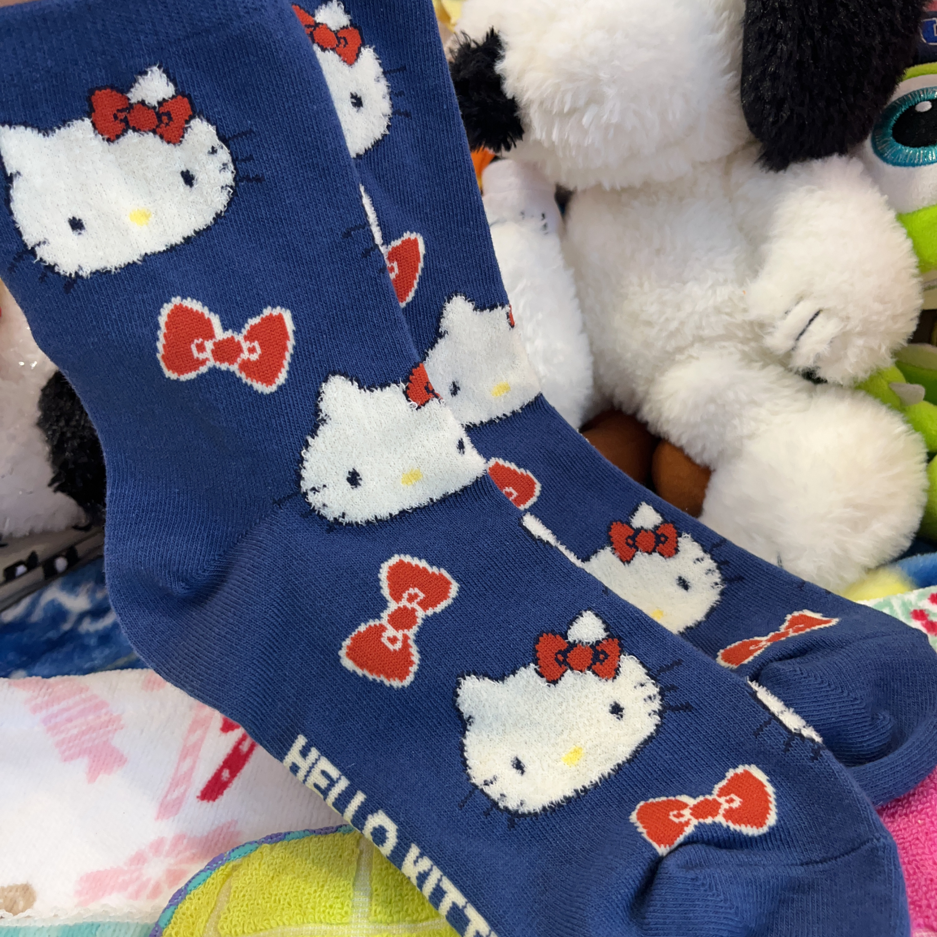 日系新品秋冬款可爱女士中筒袜满印Kitty女袜ins潮百搭中帮袜