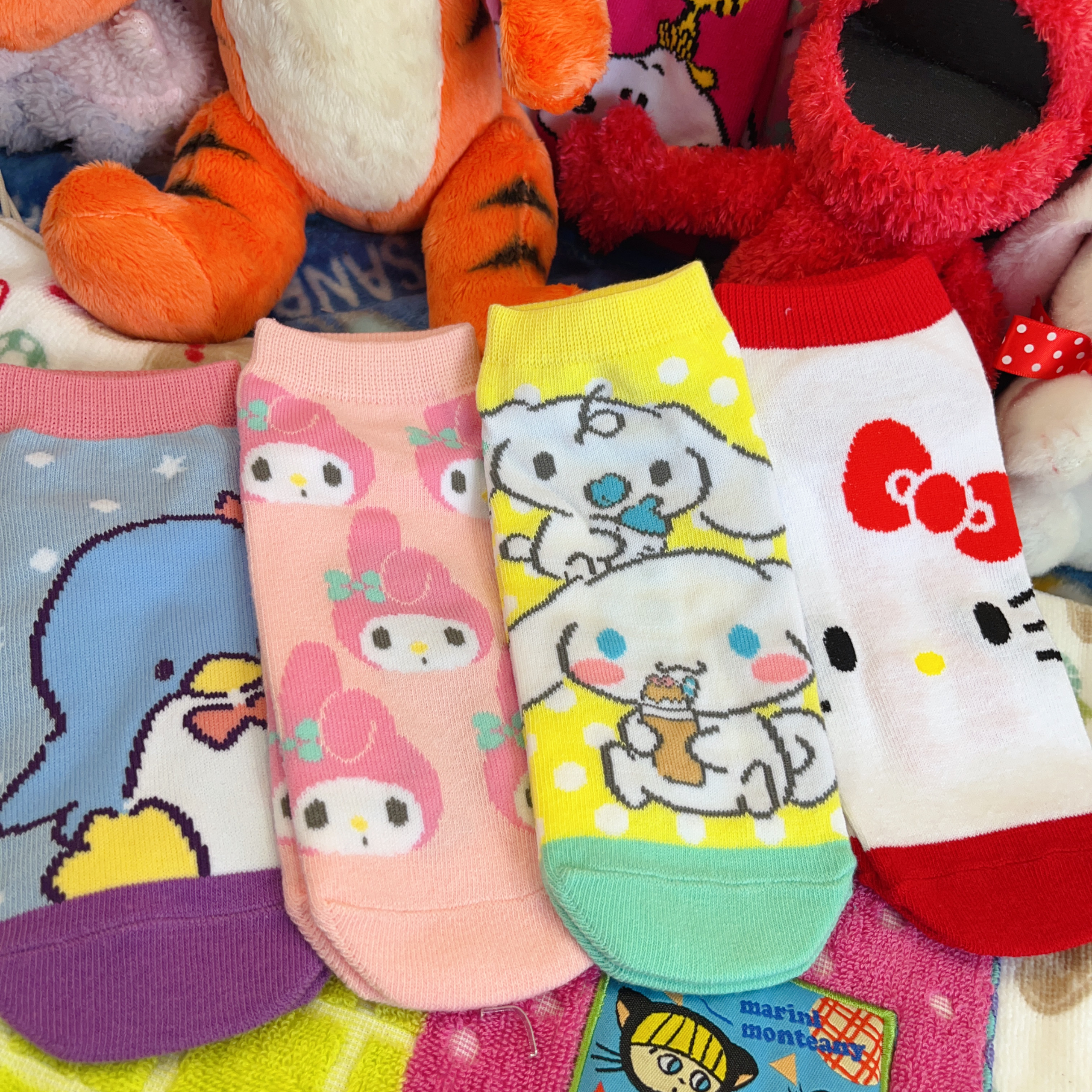 4双装`春夏新品日系卡通玉桂Kitty美乐蒂短筒女士袜子糖果色短袜