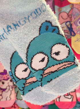 出口日本秋冬保暖可爱帕恰狗丑鱼Pc短筒袜女袜女士袜子珊瑚绒