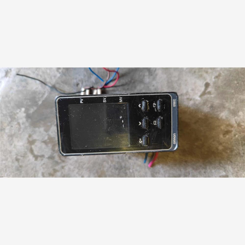 议价欧姆龙温控器。二手