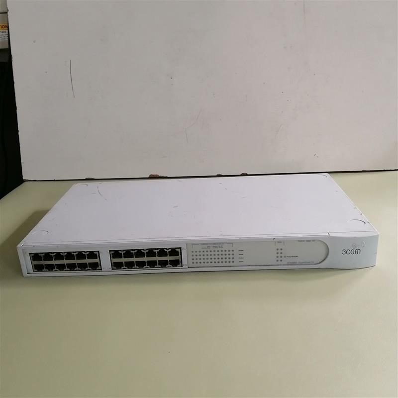 议价3COM 24口百兆交换机 3C16985B SuperSt
