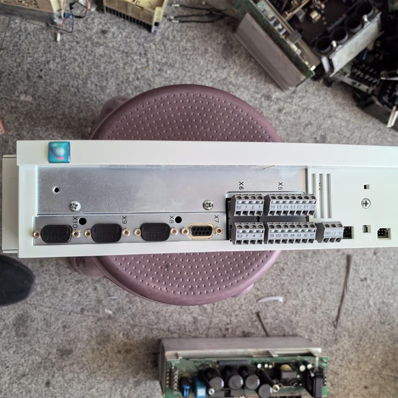 议价esv9321-etv907 9新伦茨变频器9300系列9321etv907 里外已全