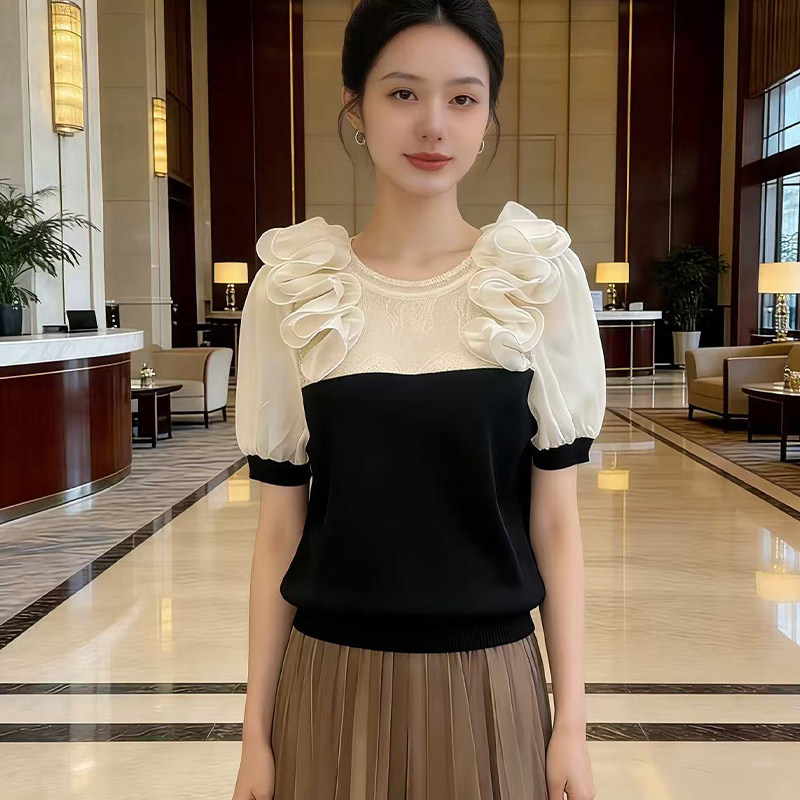 设计师原创高级感镂空拼接蕾丝荷叶边装饰针织衫短袖T恤女