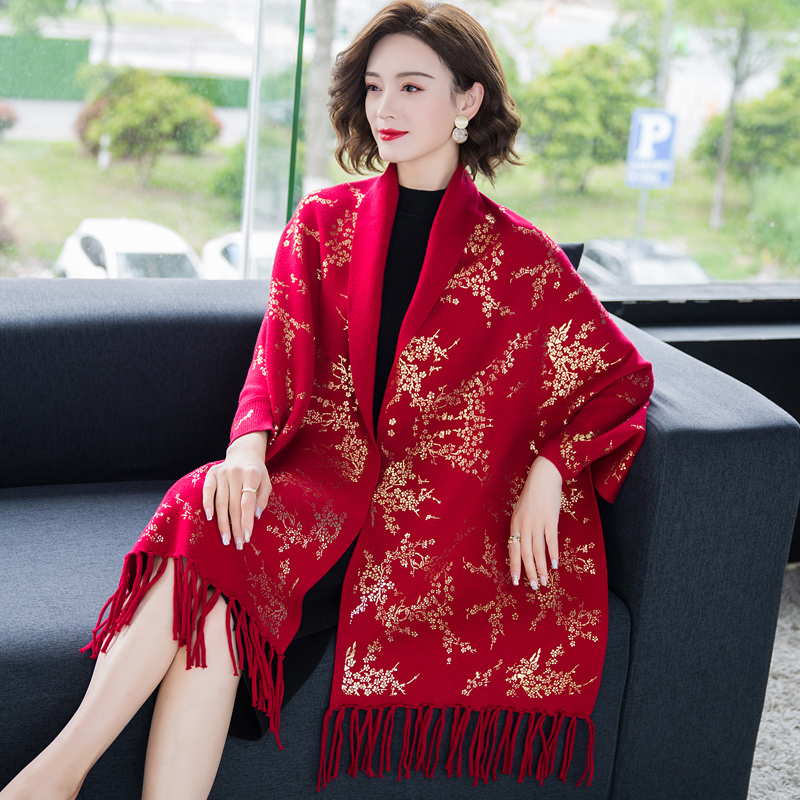 秋冬款斗篷外套烫金高贵大气披肩针织衫流苏蝙蝠衫喜庆旗袍外搭