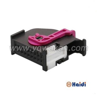 DJ7180A-0.6-21 черный 18 отверстий 0,6 серия автомобиль участок Прочь 18p содержит терминал  5Q0972718A