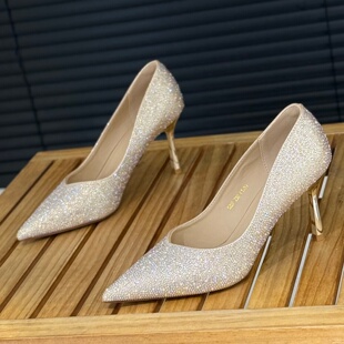 尖头浅口单鞋 一脚蹬满钻女鞋 女2026年春季 7cm细跟高跟鞋 新款 法式