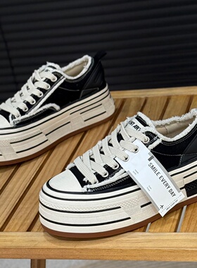 低帮厚底帆布鞋女2026春季新款网红爆款黑色休闲板鞋小个子休闲鞋