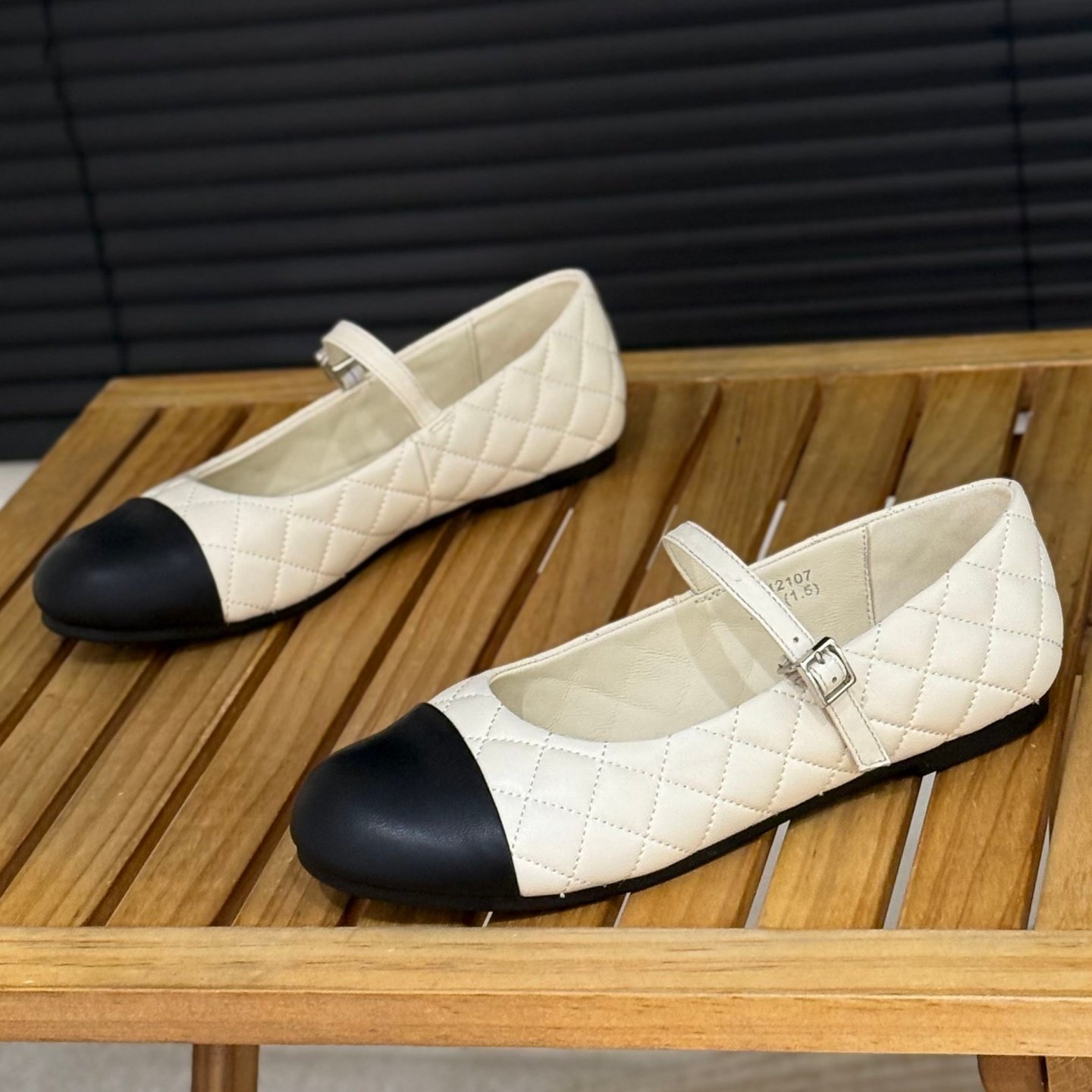 小香风菱格纹一字带玛丽珍鞋女2026春季新款法式平底浅口真皮单鞋,女鞋,玛丽珍鞋,淘宝优惠券,粉丝福利购,淘宝优惠卷