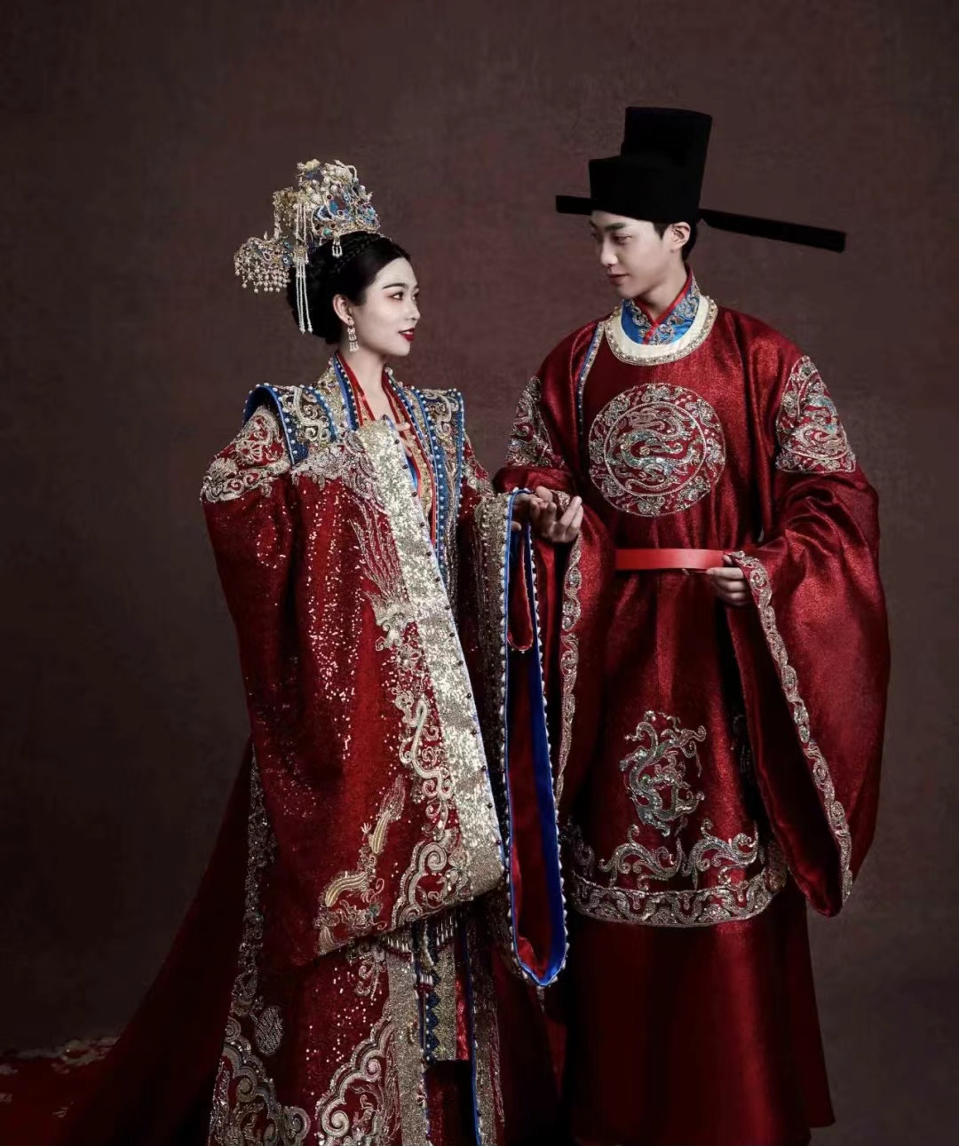 出租倒叙品牌正版宋式中式婚服男女仪式重工拖尾秀禾服奢华汉服