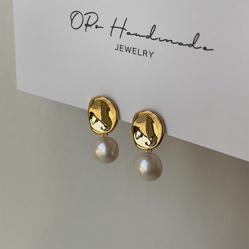 OPs强光炫亮天然巴洛克淡水珍珠简约时尚金属亮片纯银针耳环/耳夹