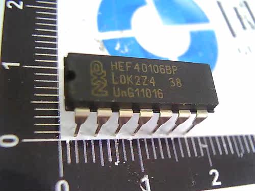 40106   HEF40106BP CD40106BE六施密特触发器 直插DIP-14 全新