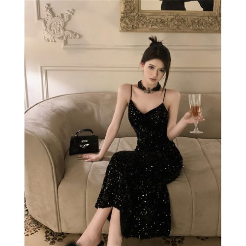 黑色吊带连衣裙子女装夏季