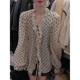 设计感小众v领荷叶边波点衬衫女秋冬2025新款法式复古小个子上衣