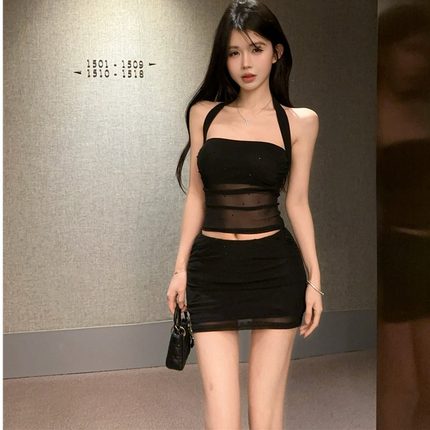 辣妹黑色性感短款露脐挂脖上衣半身包臀裙套装网纱短裙时尚两件套
