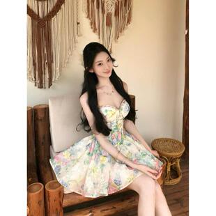 法式纯欲风碎花吊带连衣裙女夏季新款甜美性感辣妹收腰显瘦蓬蓬裙
