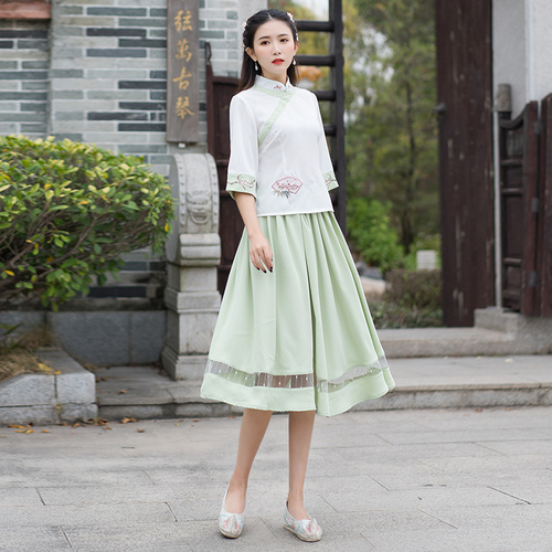 龙依服饰 LYFN1109