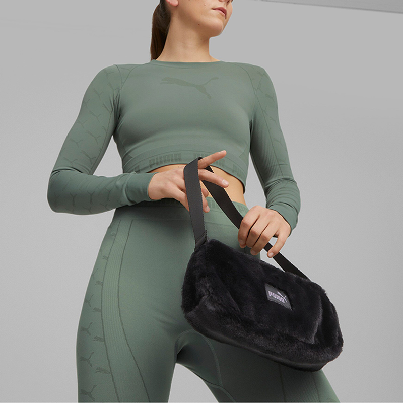 Puma/彪马官方正品冬季新款女子复古经典毛绒休闲单肩拎包079872