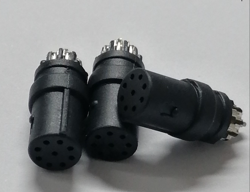 厂家供应宝马9pin母头连接器