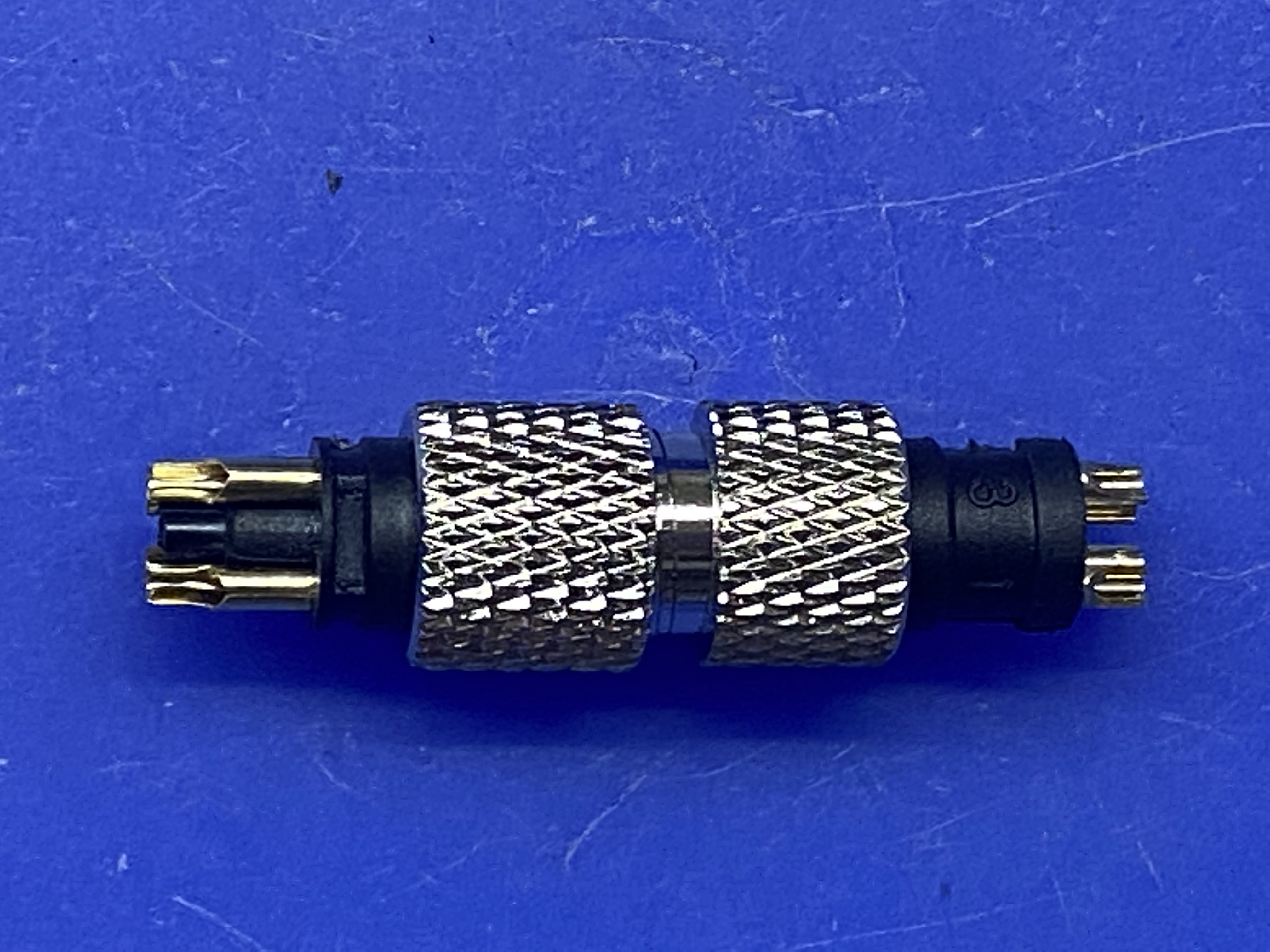 厂家供应M8-4P防水公母头 信号线防水插头 M8汽车圆型连接器